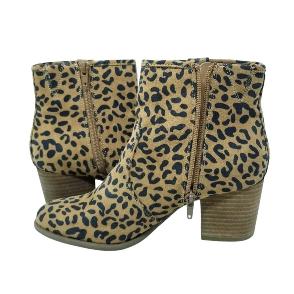 Carlos Santana Leopard Rowan Ankle Boots Size 8